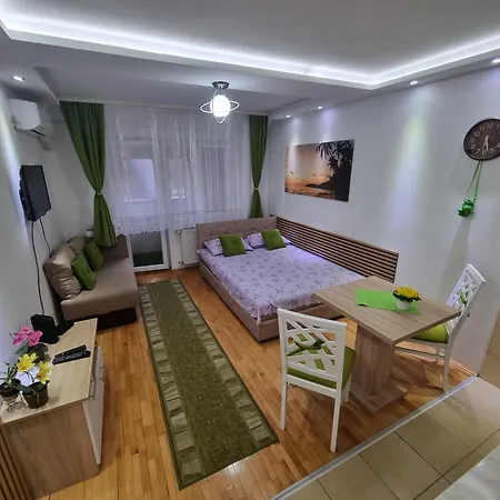 Lejlighed Zvezda Lux *